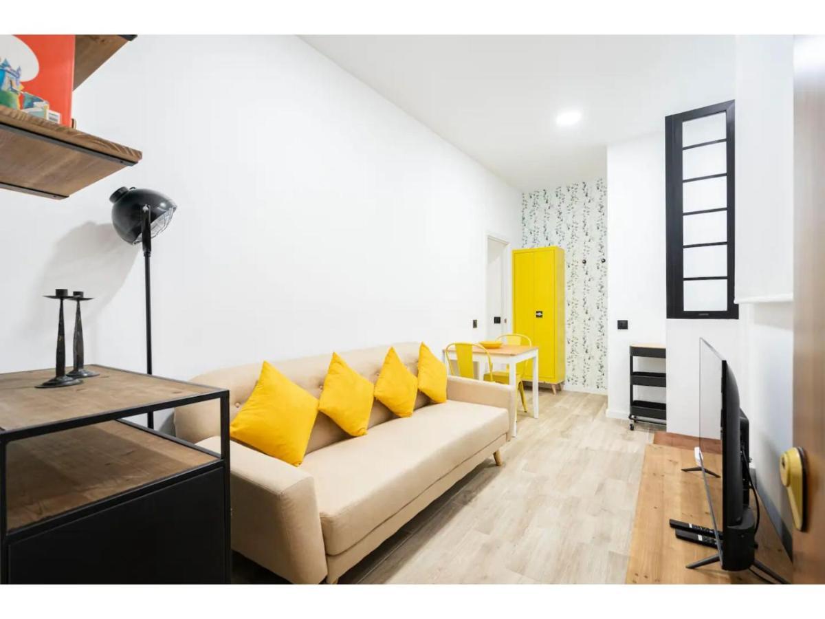 Appartement Apartamento Amarillo En Atocha à Madrid Extérieur photo